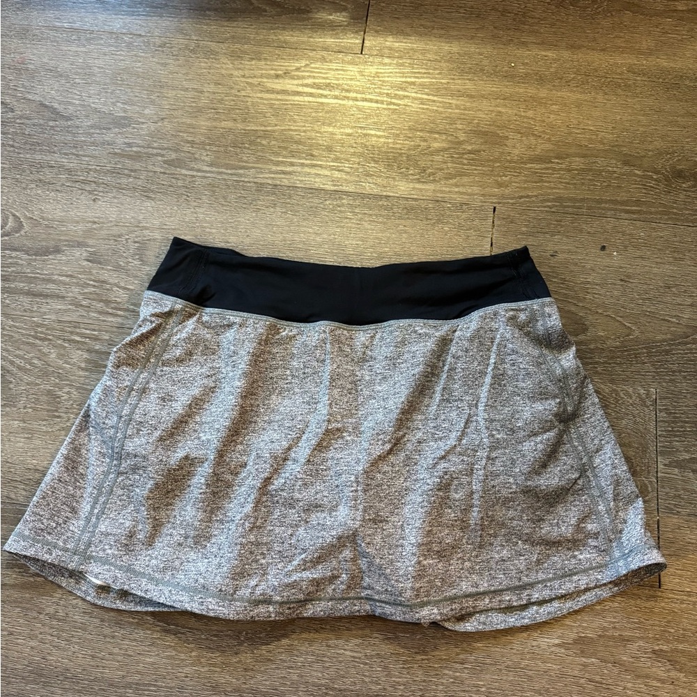 Lululemon Athletica Gray and Black Skirt